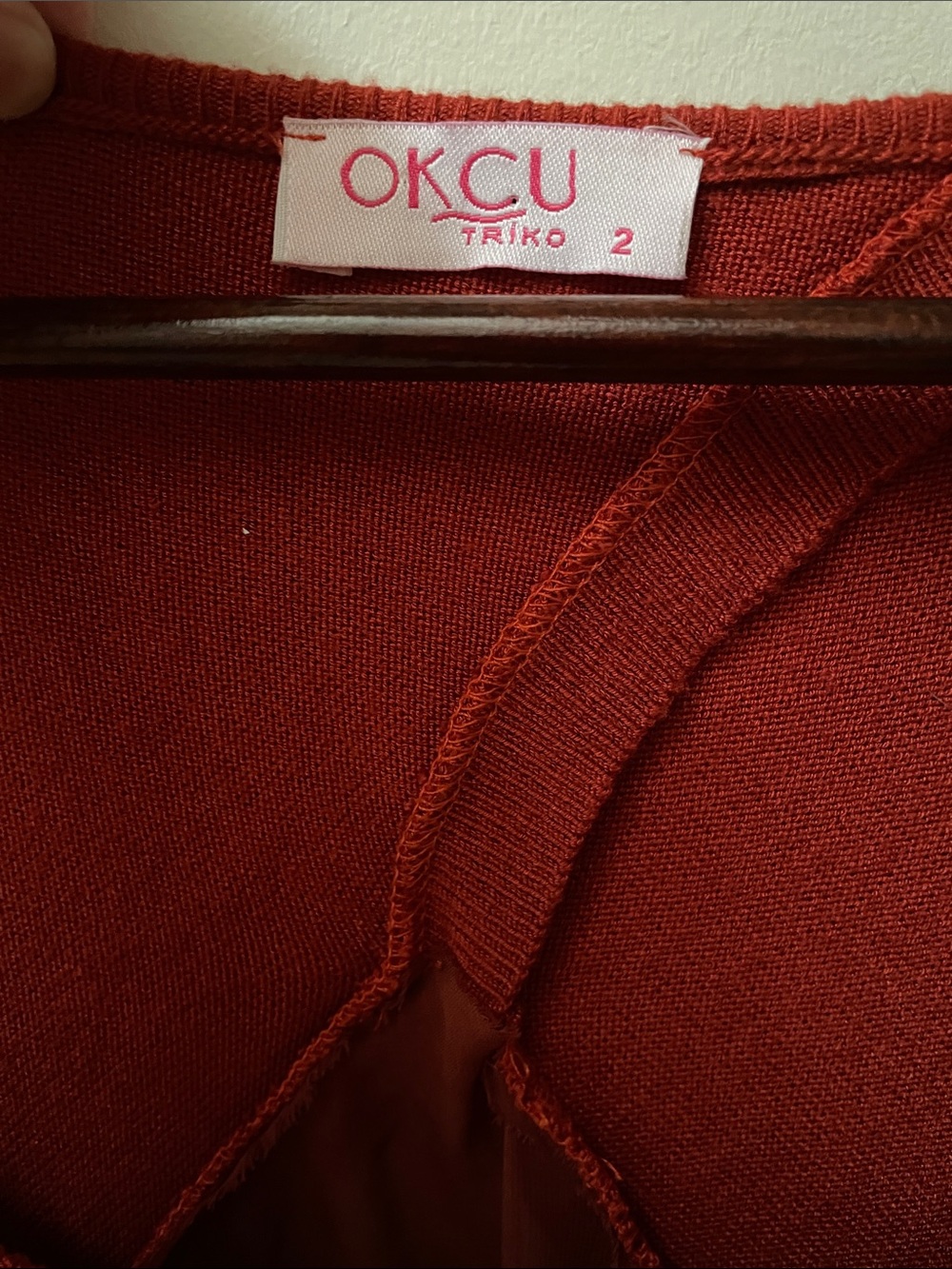 Scoop Neck Long Sleeve Knit Tee with Pocket and Mesh Back - Picture 2 of 5